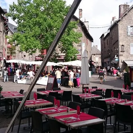 House With View In The Heart Of Auvergne Murol