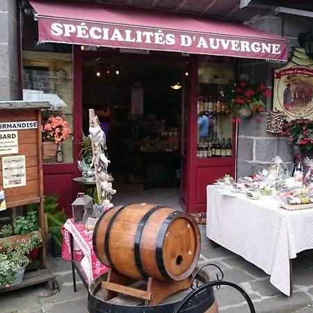 House With View In The Heart Of Auvergne