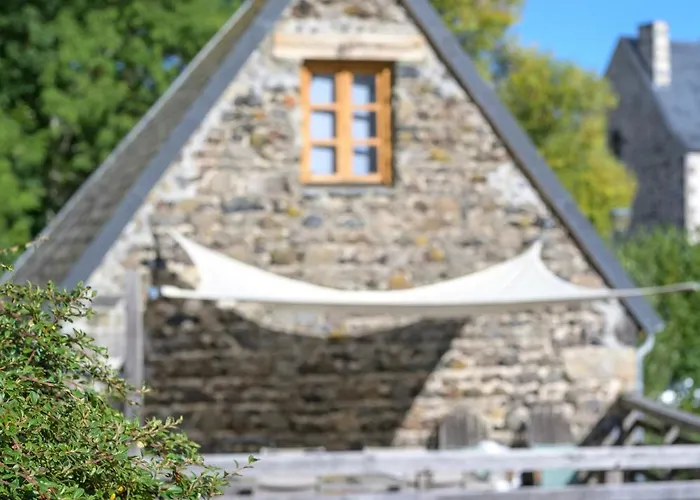 House With View In The Heart Of Auvergne * Murol