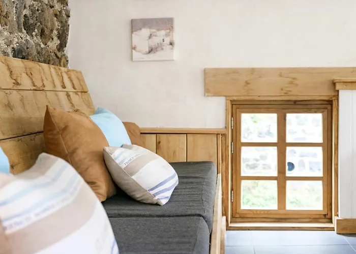 House With View In The Heart Of Auvergne Murol